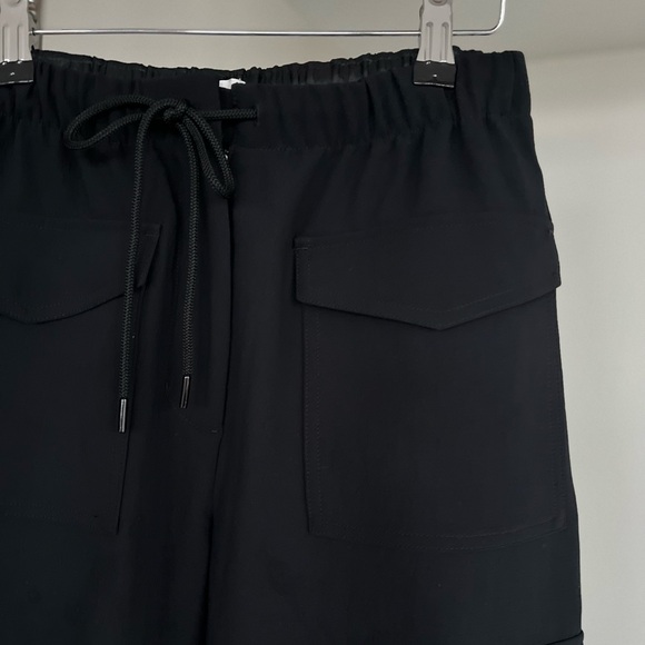 Aritzia Mercy Cargo High-waisted Relaxed Japanese Crepe Dressed Casual Pant - Picture 10 of 14